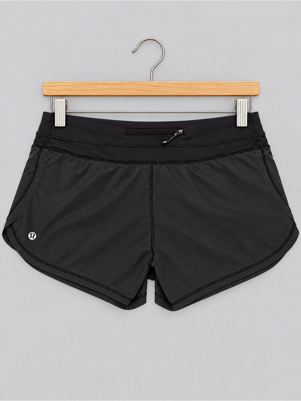 🍋4/60$ lululemon athletica Black Athletic Run Shorts